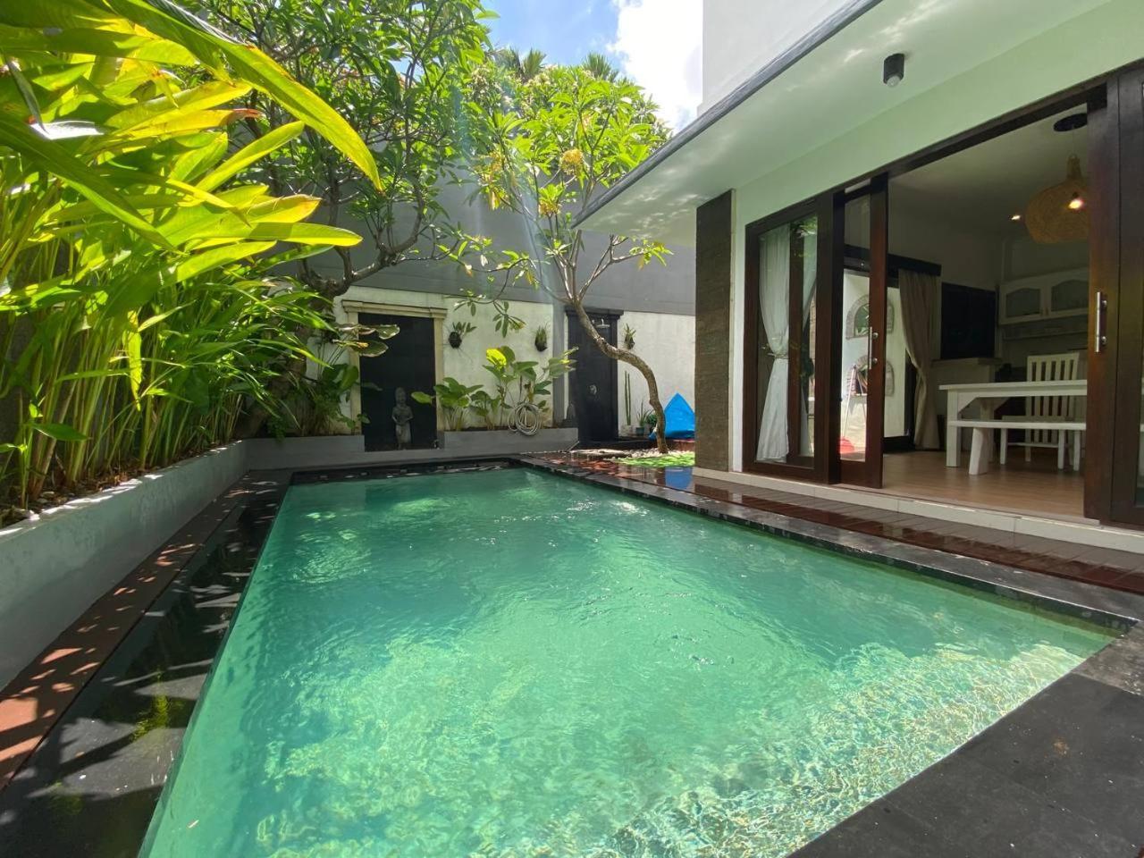 Villa Mayu Dedaries Seminyak Esterno foto